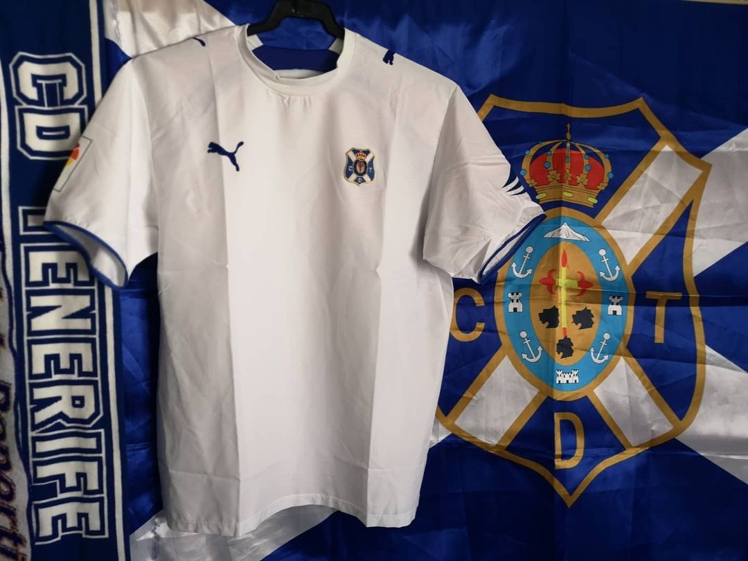 CD Tenerife 2006-07 Home Kit