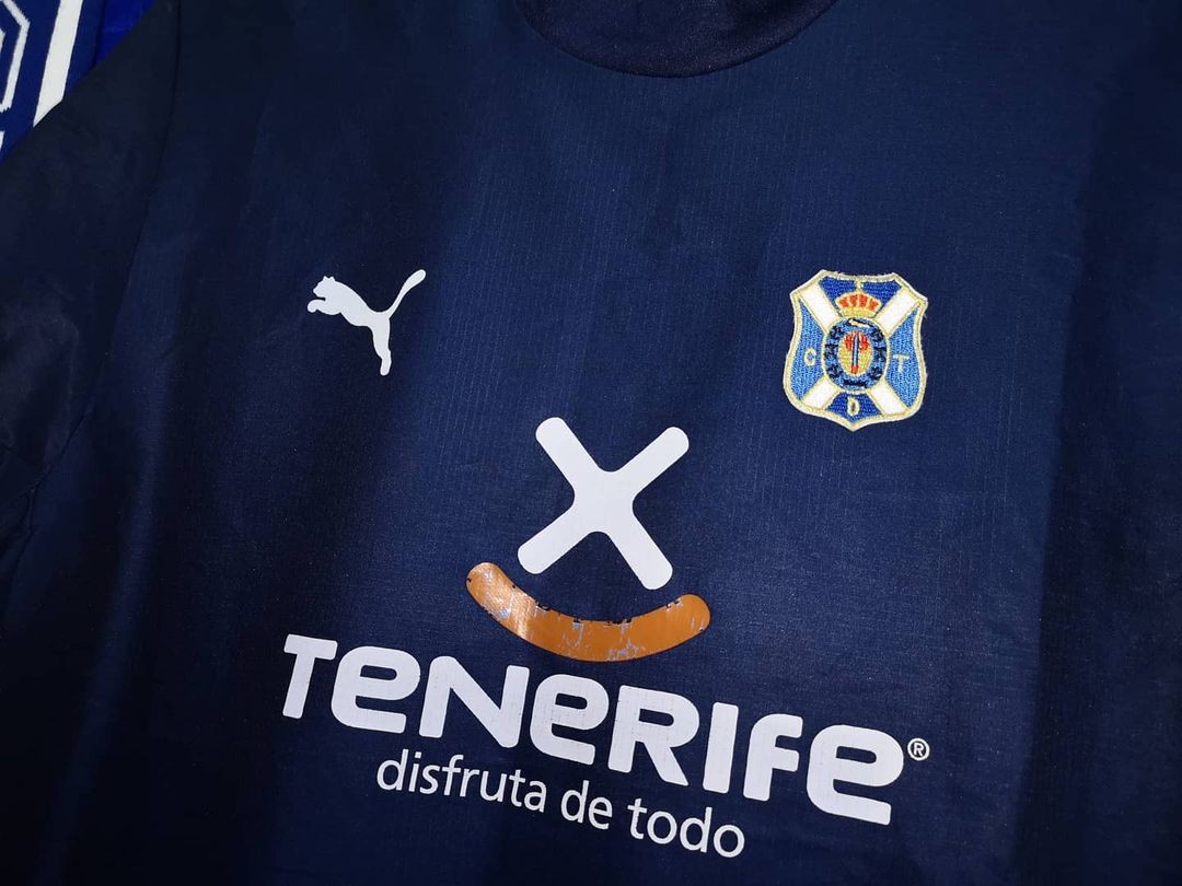 CD Tenerife 2006-07 Away Kit