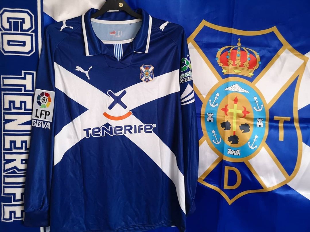 CD Tenerife 2008-09 Away Kit