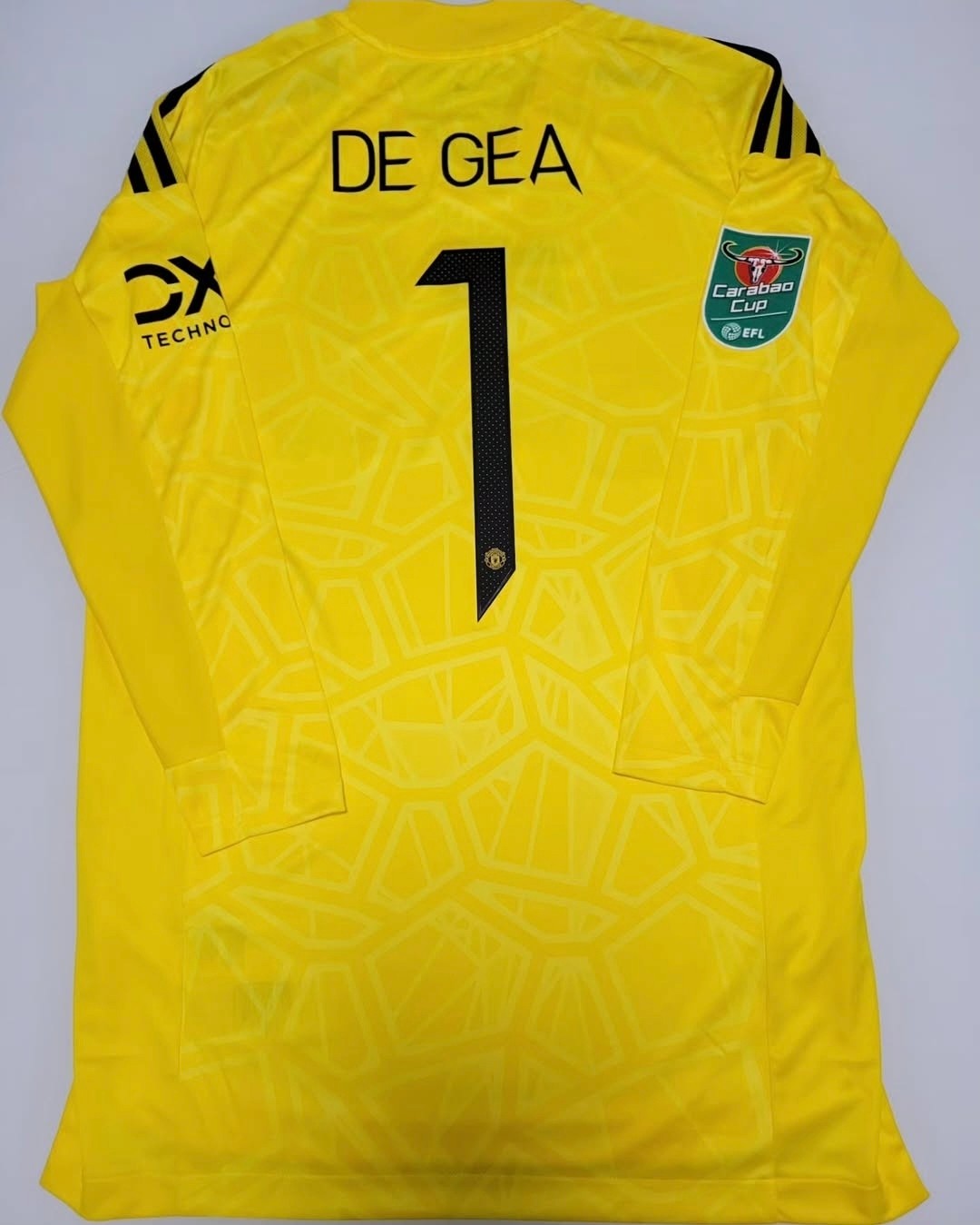 Manchester United 2022-23 EFL Cup Final GK Kit