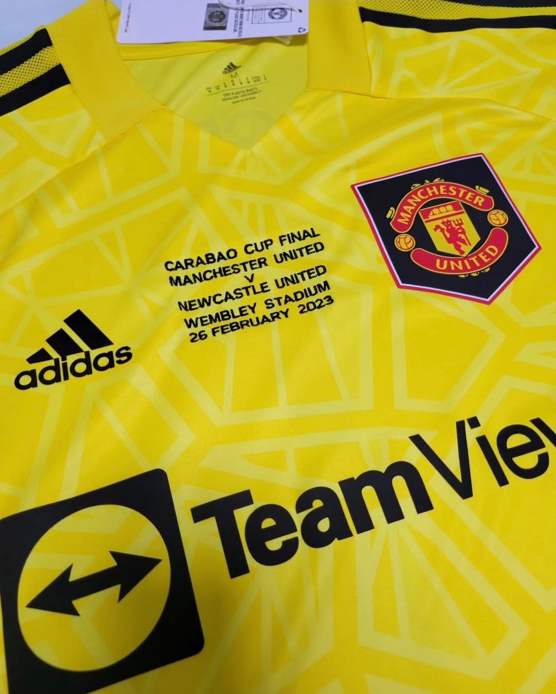 Manchester United 2022-23 EFL Cup Final GK Kit