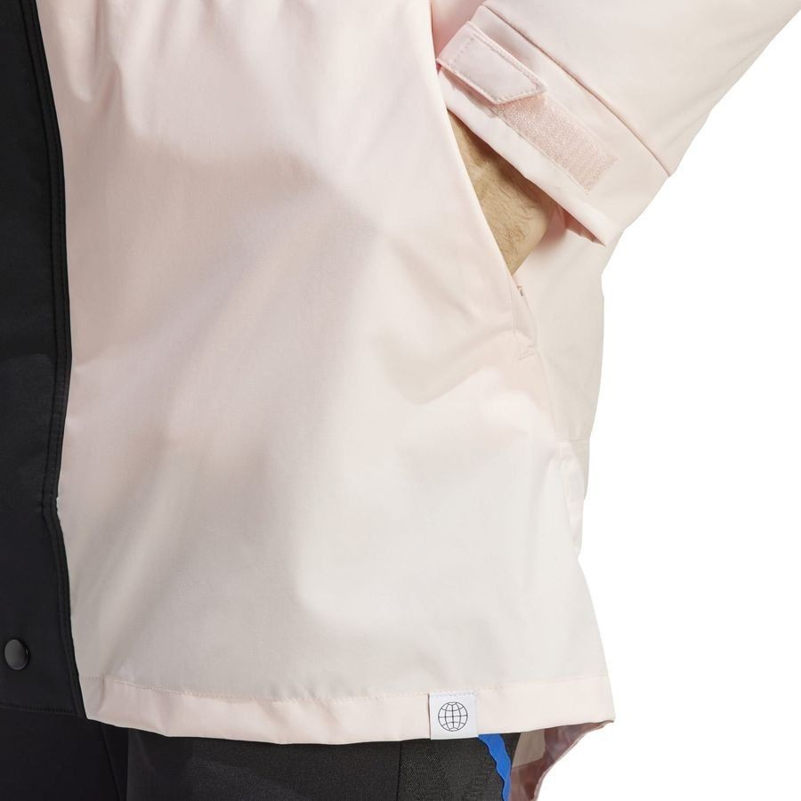 Manchester United 2022-23 Bench 2 Kit