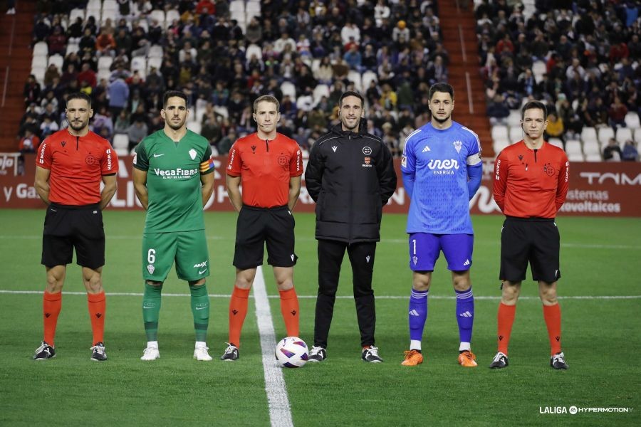 Albacete 2023-24 GK 1 Kit