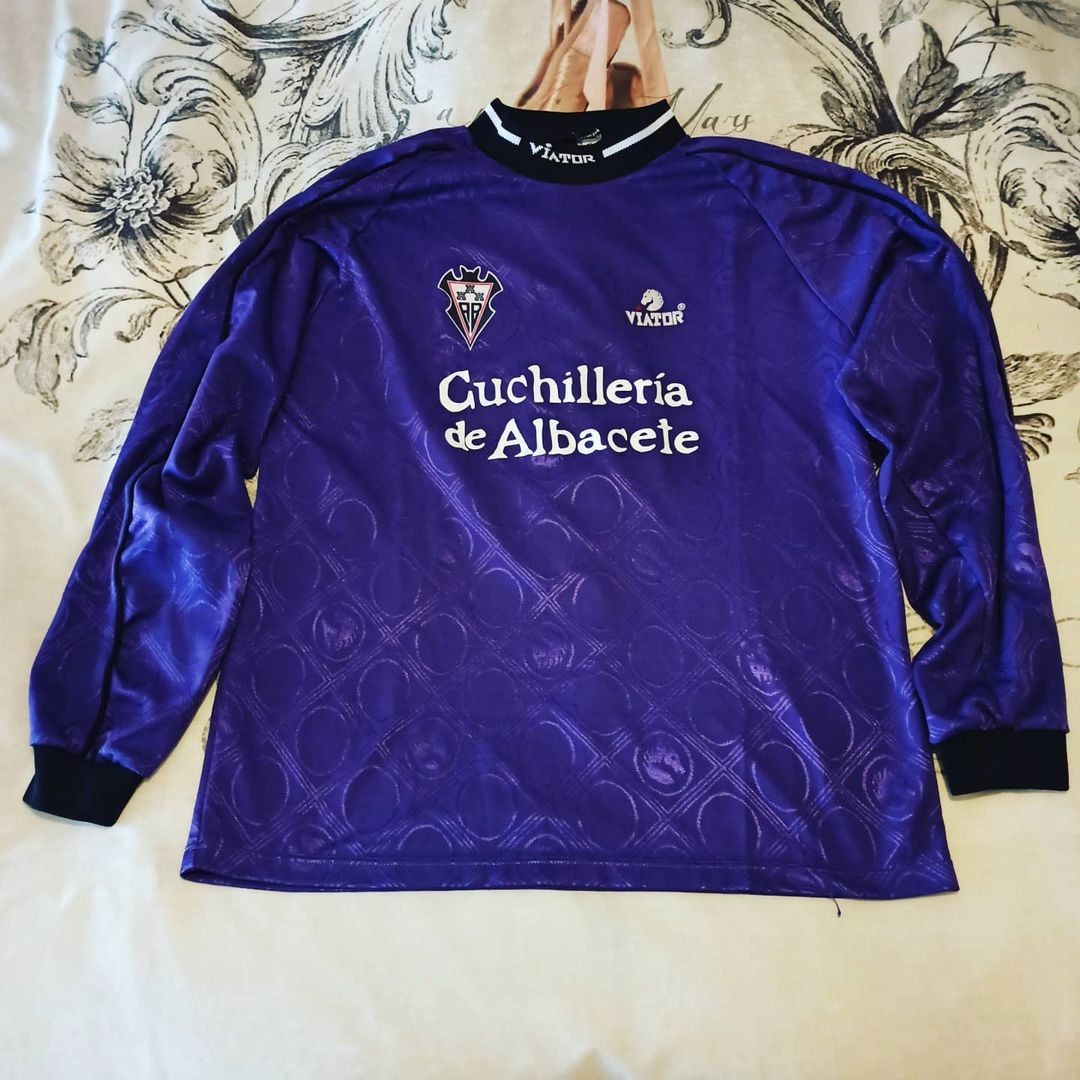 Albacete 2001-02 GK 1 Kit