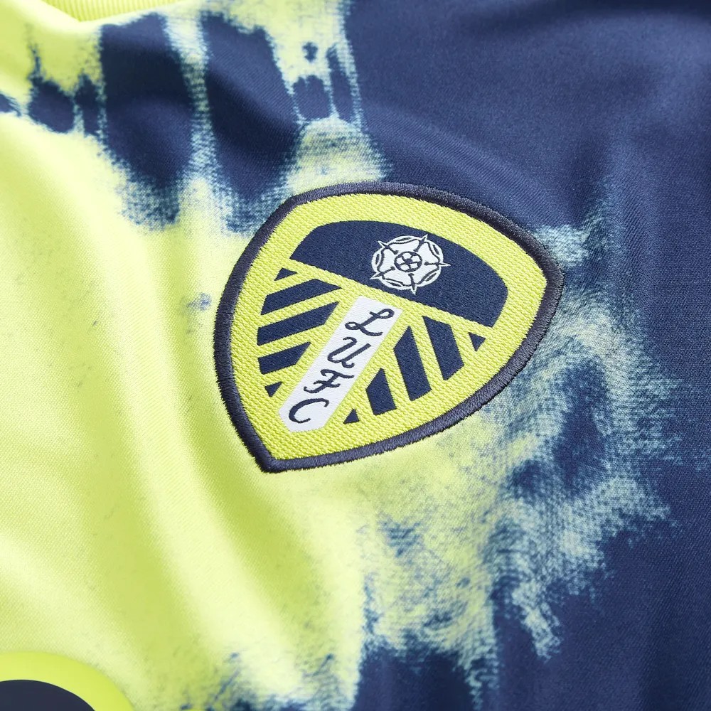 Leeds United 2022-23 Away Kit