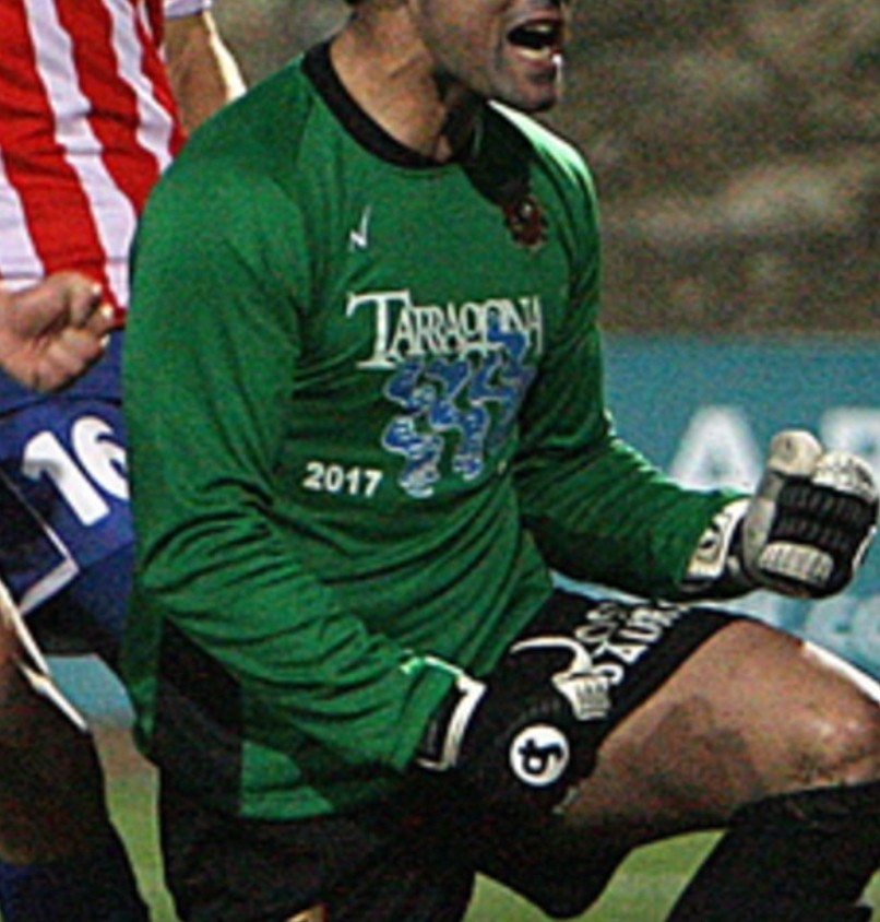 Gimnàstic de Tarragona 2012-13 GK 2 Kit