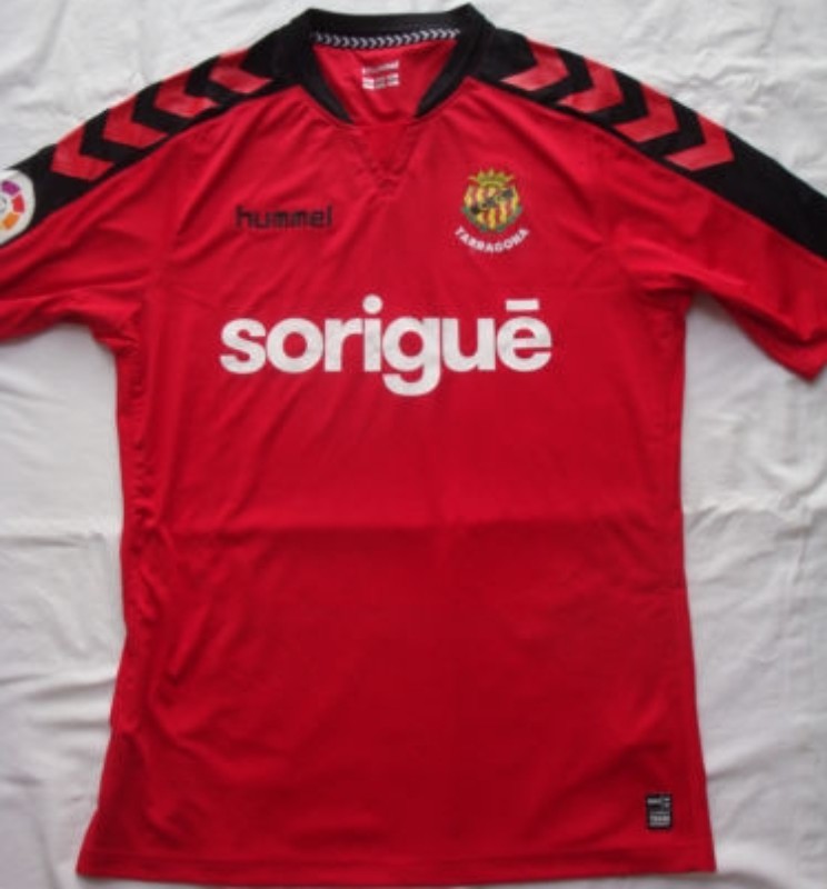 Gimnàstic de Tarragona 2016-17 Home Kit