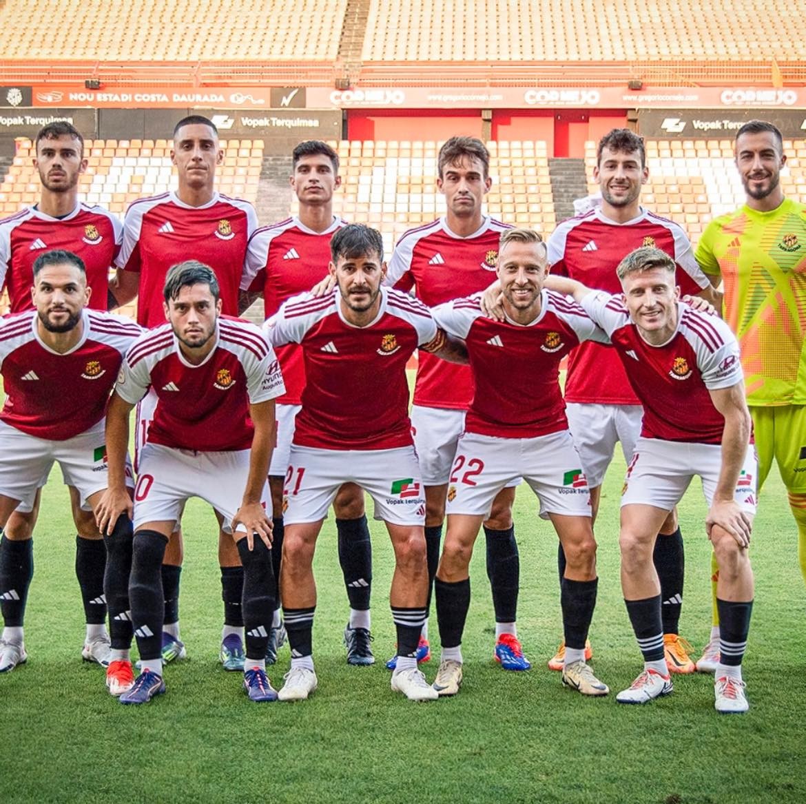Gimnàstic de Tarragona 2024-25 GK 2 Kit