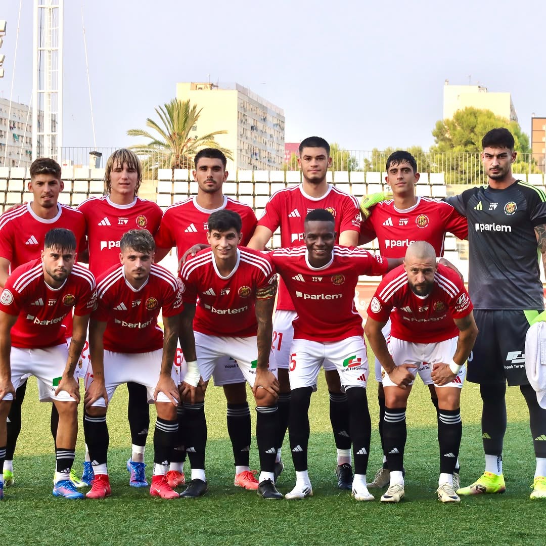 Gimnàstic de Tarragona 2025-26 GK 2 Kit