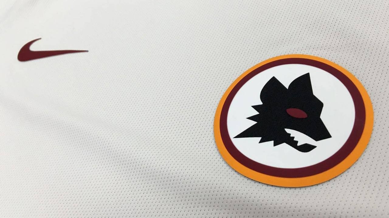 AS Roma 2016-17 Away Kit