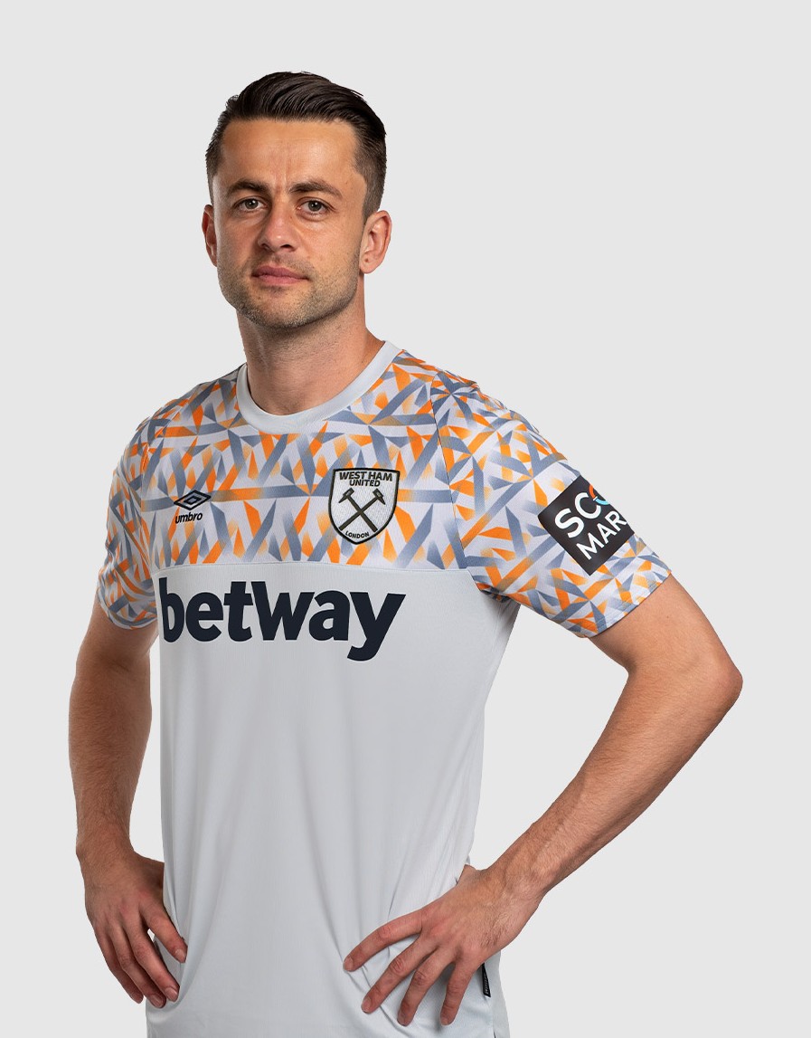 West Ham United 2022-23 GK Away Kit