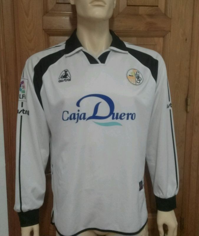 UD Salamanca 2002-03 Home Kit
