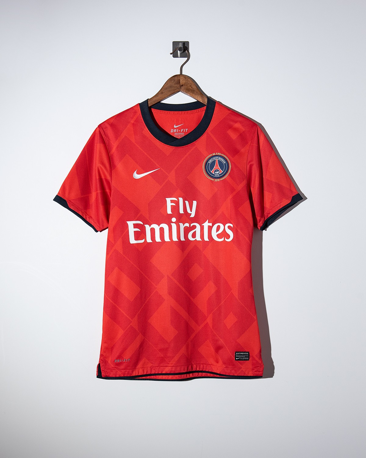 Paris Saint-Germain 2011-12 Third Kit