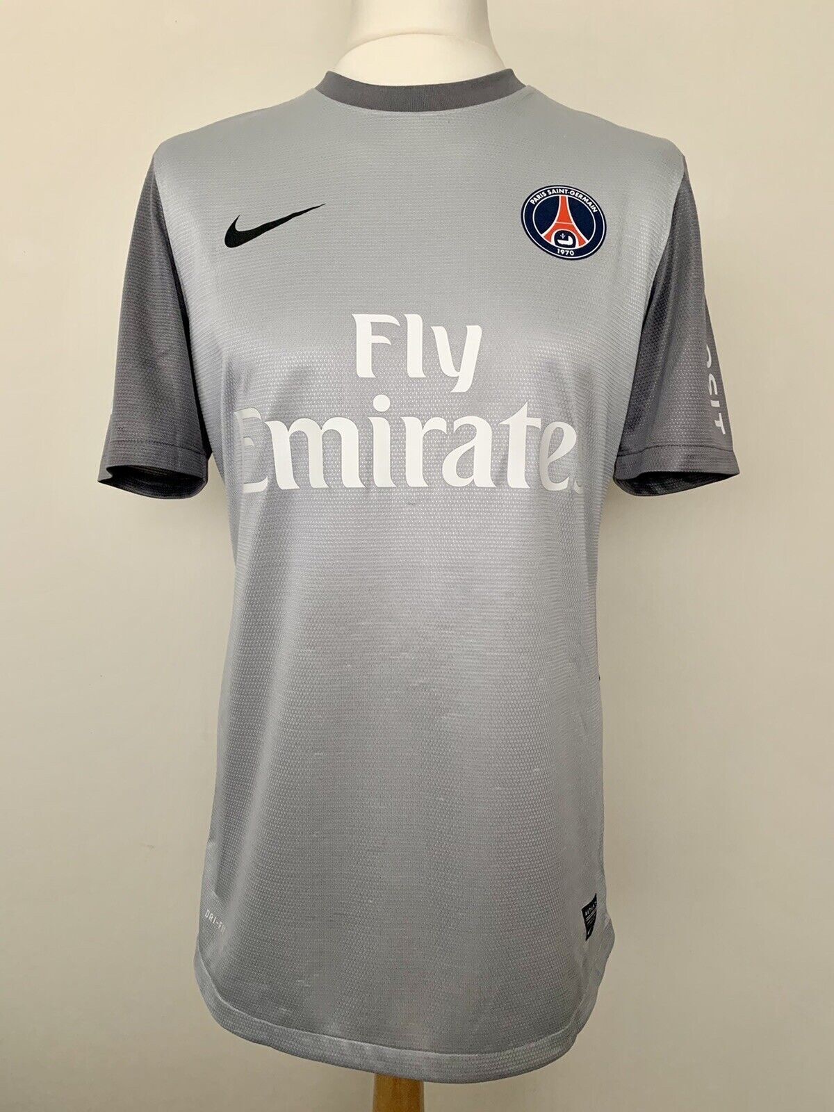 Paris Saint-Germain 2012-13 GK 2 Kit