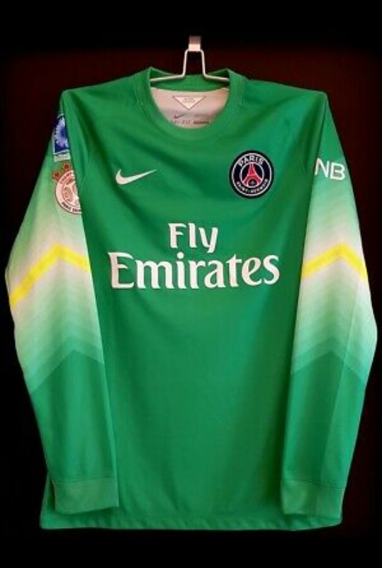 Paris Saint-Germain 2014-15 GK 1 Kit