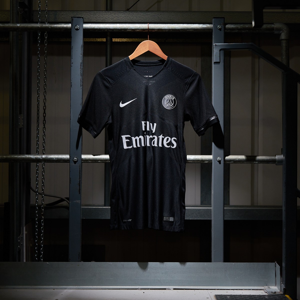 Paris Saint-Germain 2015-16 Third Kit