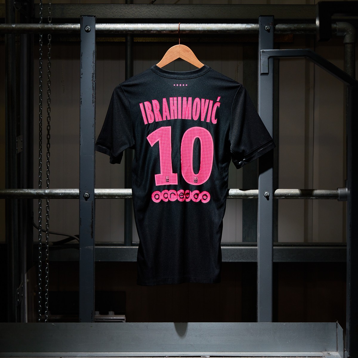 Paris Saint-Germain 2015-16 Third Kit