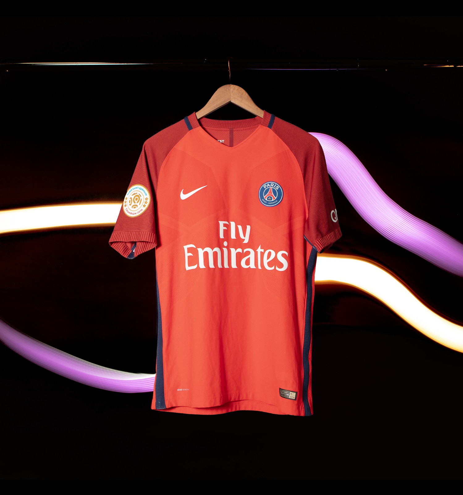Paris Saint-Germain 2016-17 Away Kit