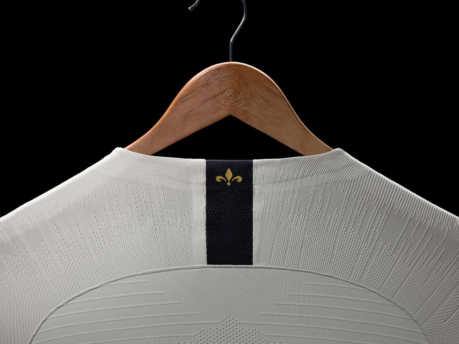 Paris Saint-Germain 2018-19 Away Kit