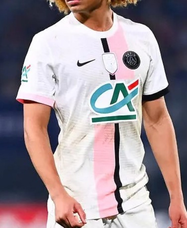 Paris Saint-Germain 2021-22 Coupe de France Away Kit