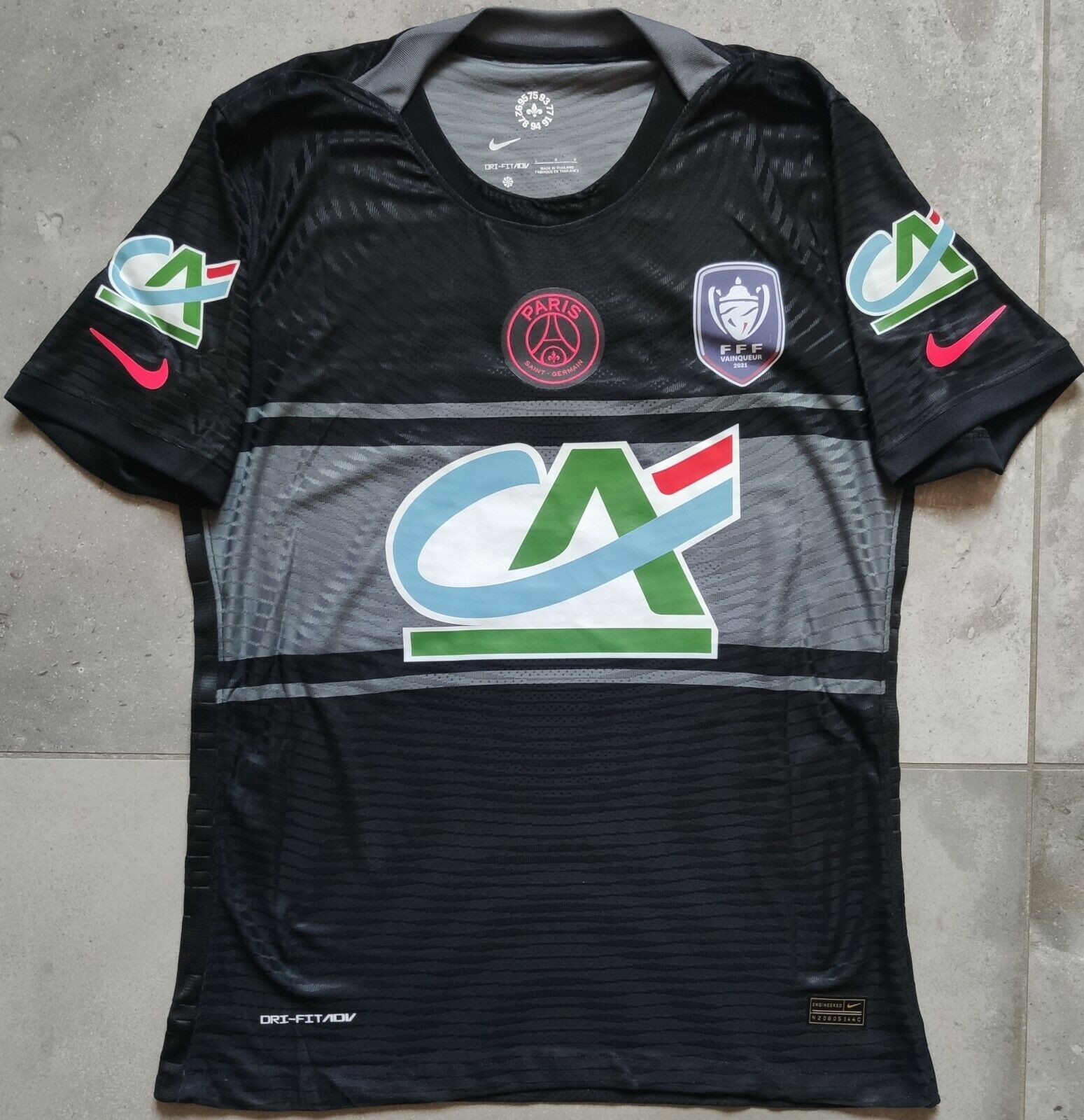 Paris Saint-Germain 2021-22 Coupe de France Third Kit