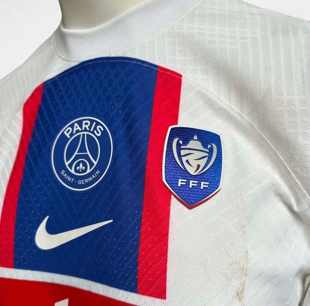 Paris Saint-Germain 2022-23 Coupe de France Third Kit