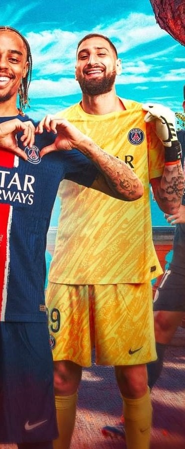 Paris Saint-Germain 2024-25 GK 3 Kit