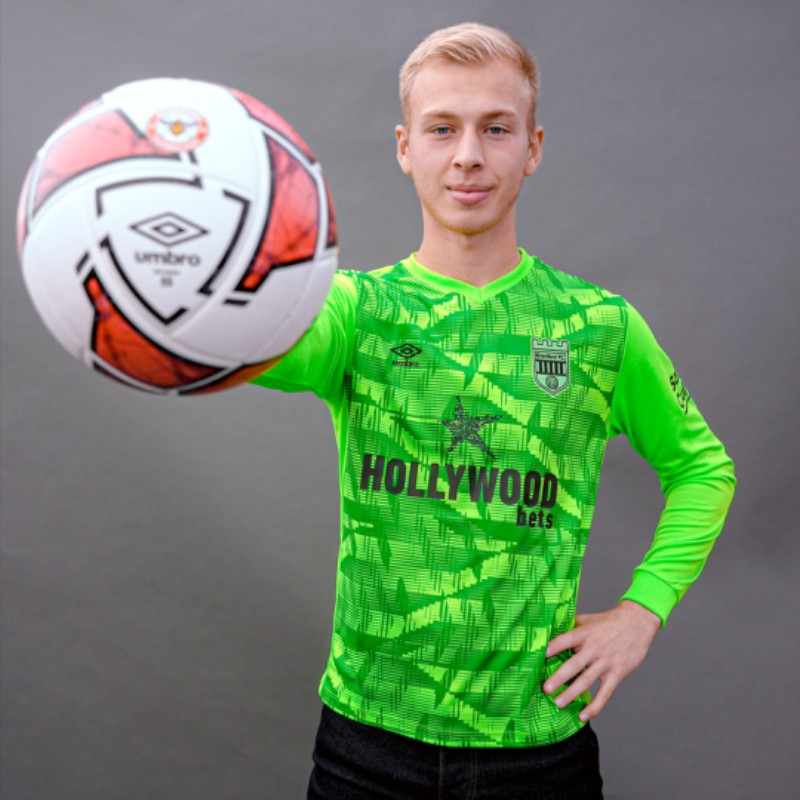 Brentford FC 2022-23 GK 4 Kit
