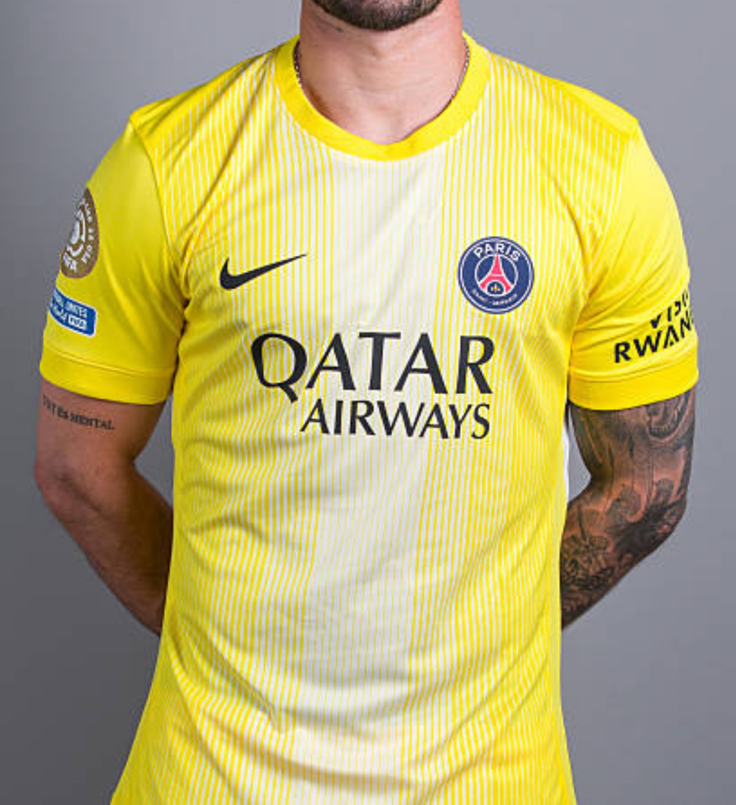 Paris Saint-Germain 2025-26 GK 3 Kit