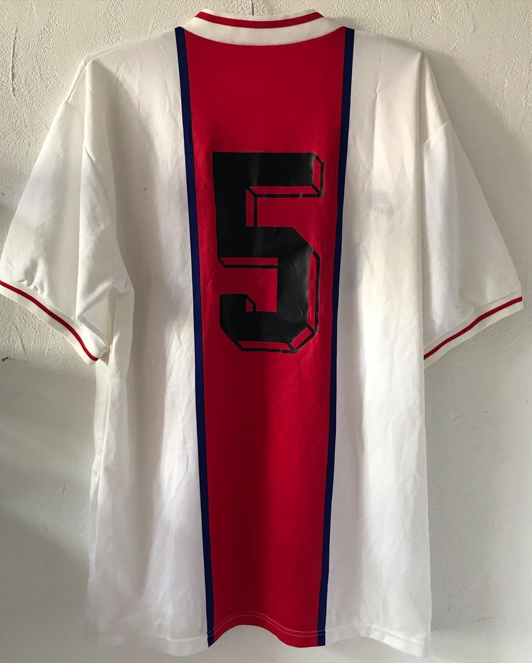 Paris Saint-Germain 1995-96 European Cup Winners' Cup Away Kit