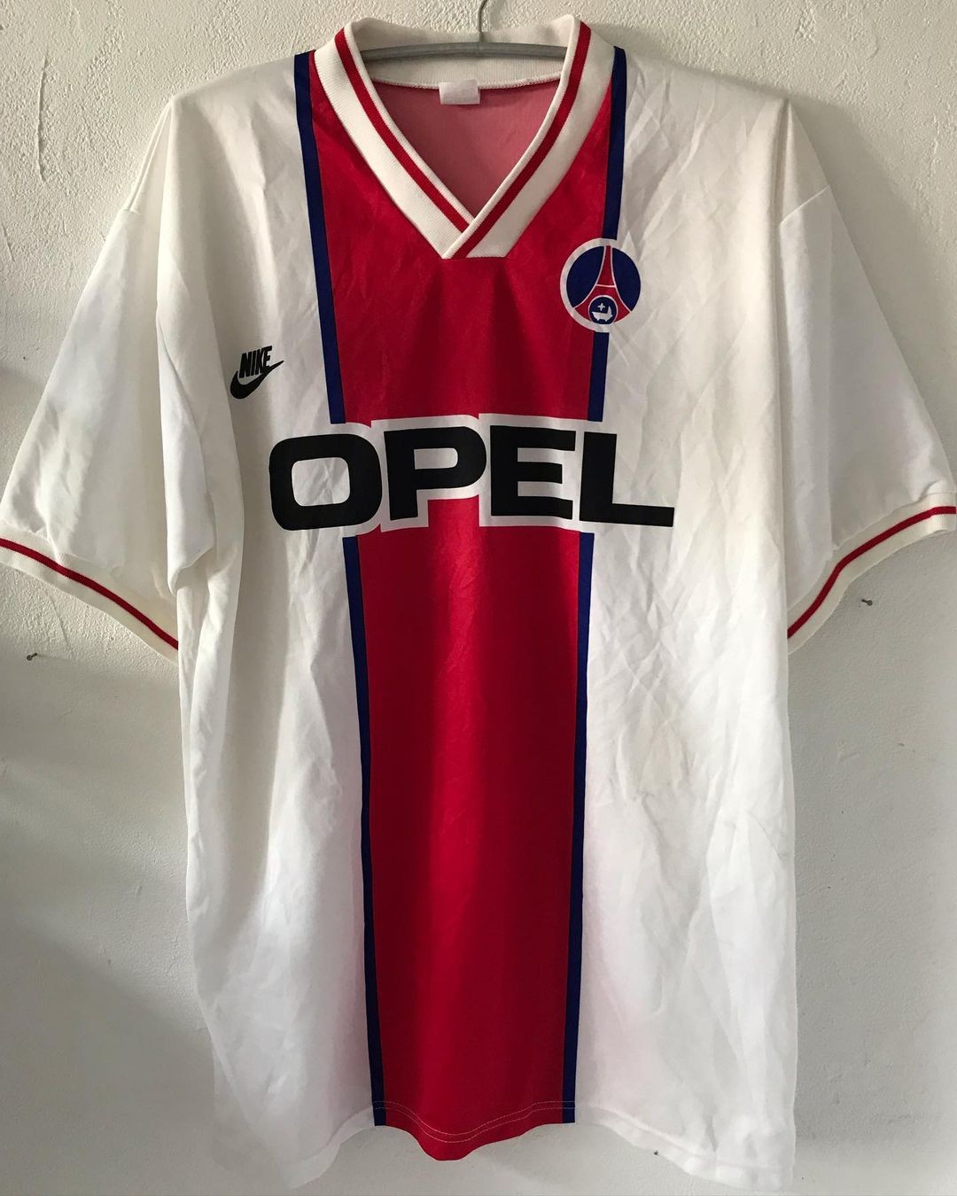 Paris Saint-Germain 1995-96 European Cup Winners' Cup Away Kit