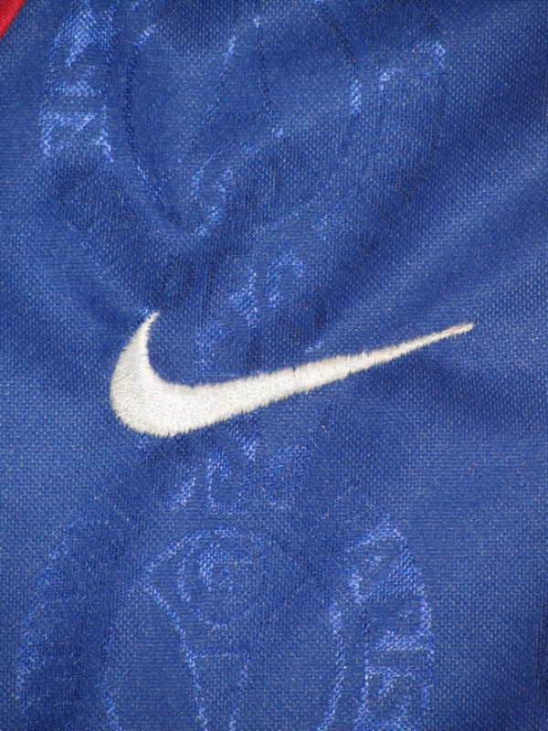 Paris Saint-Germain 1996-97 Home Kit