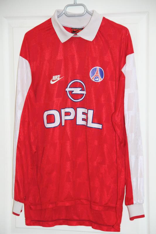 Paris Saint-Germain 1996-97 Third Kit