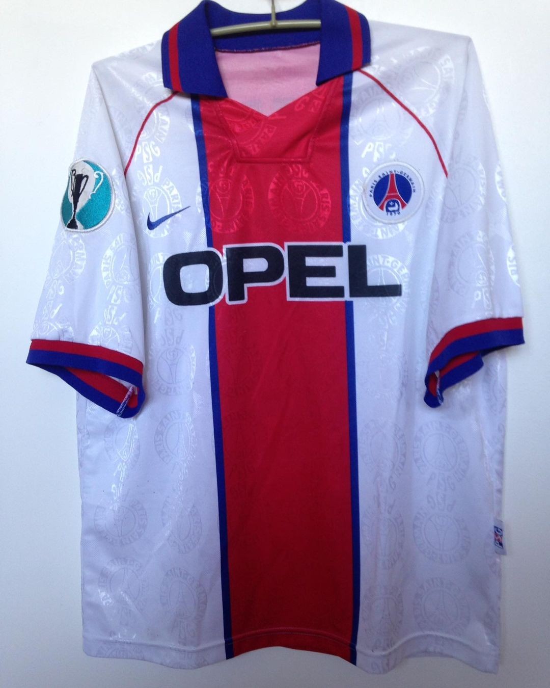 Paris Saint-Germain 1996-97 European Away Kit