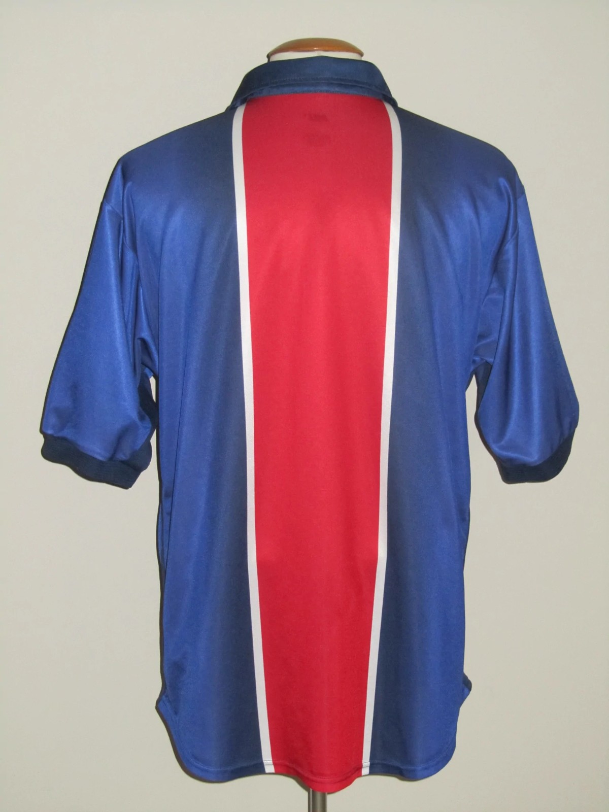 Paris Saint-Germain 1998-99 Home Kit