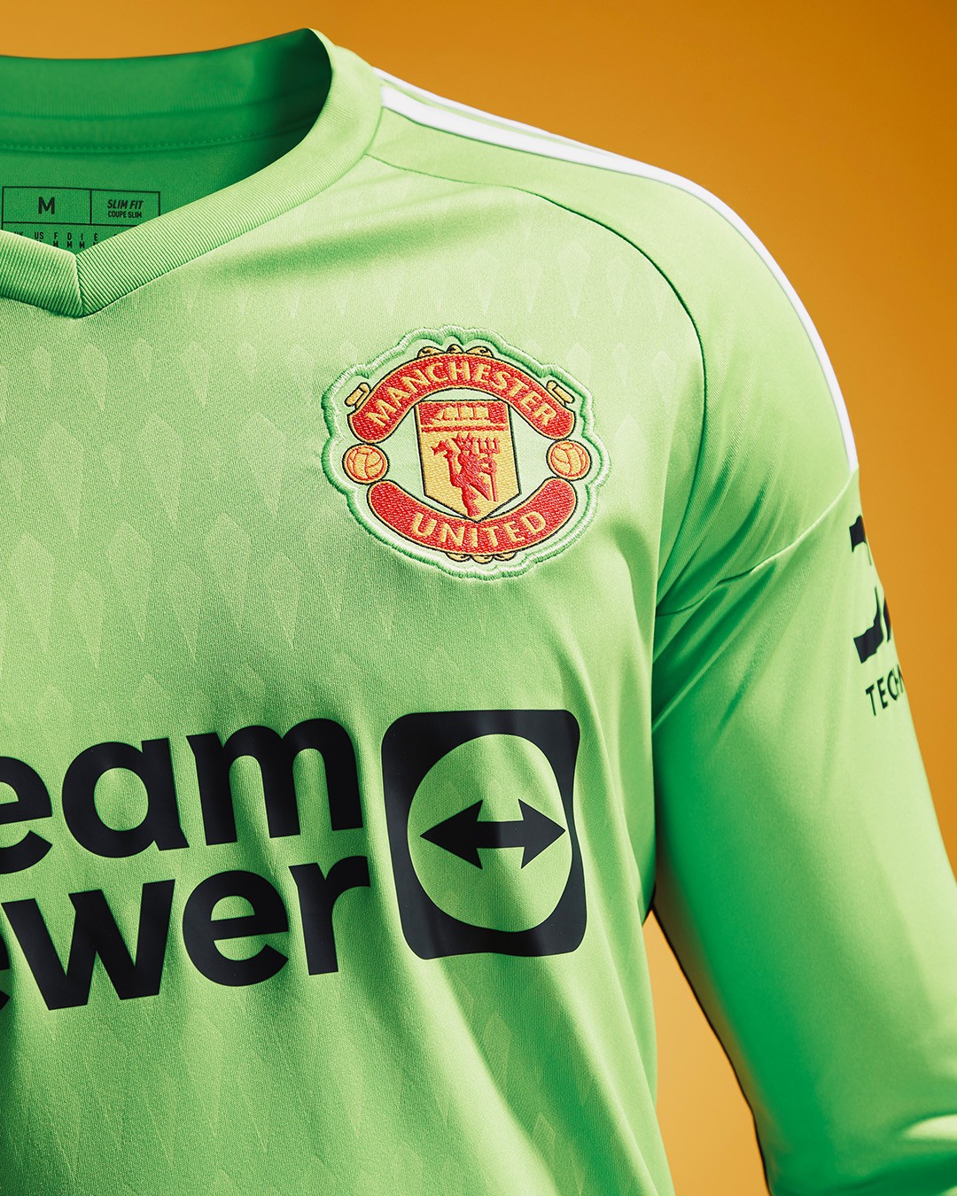 Manchester United 2023-24 GK Home Kit