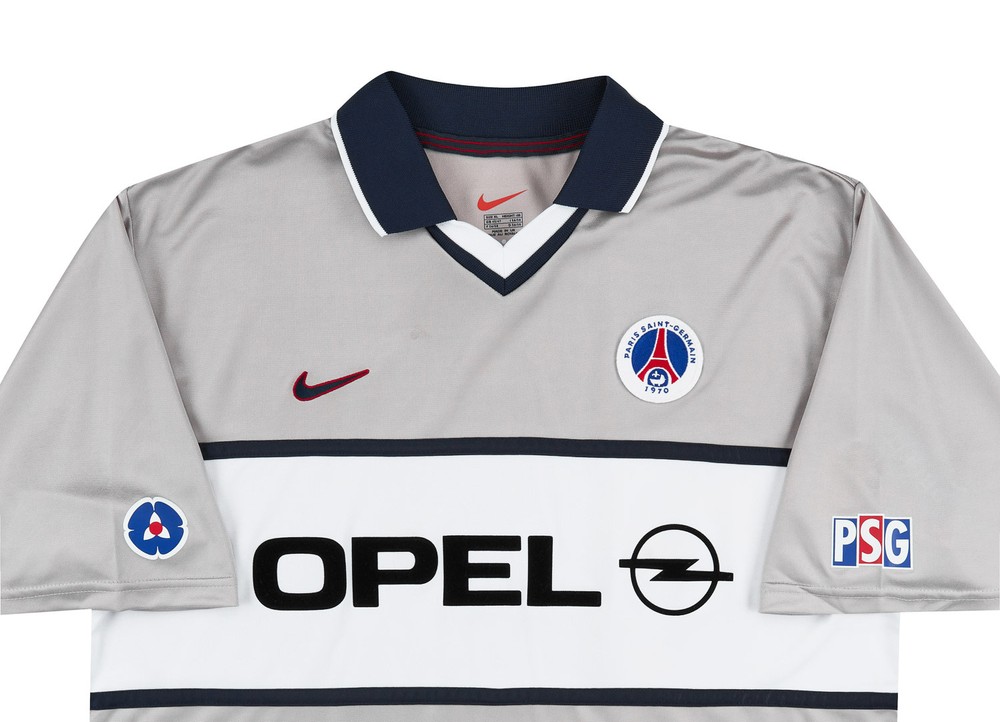 Paris Saint-Germain 1999-00 Away Kit