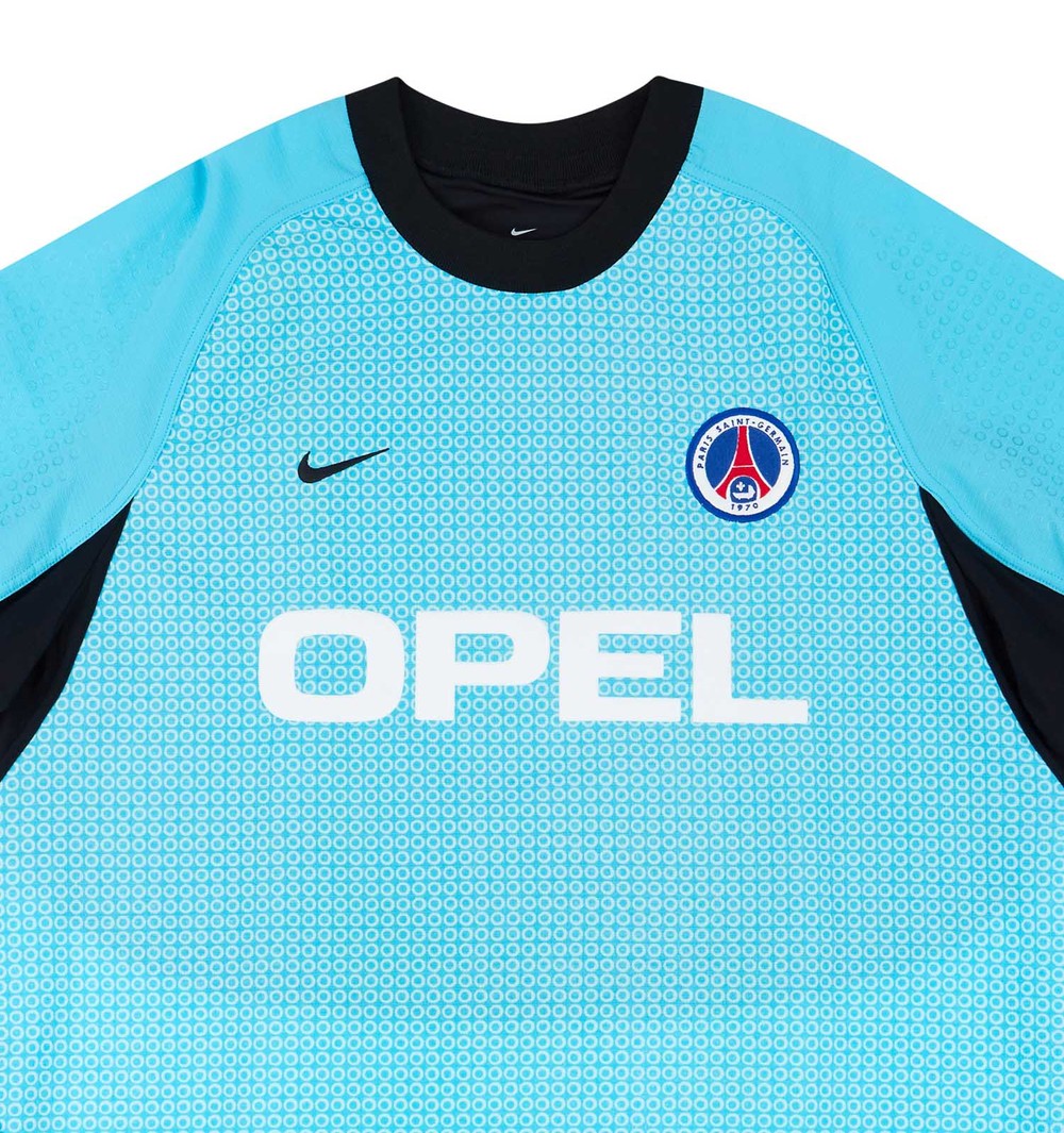 Paris Saint-Germain 2000-01 GK 3 Kit