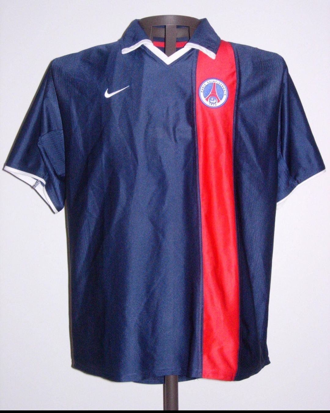 Paris Saint-Germain 2002-03 Pre-Season Home Kit