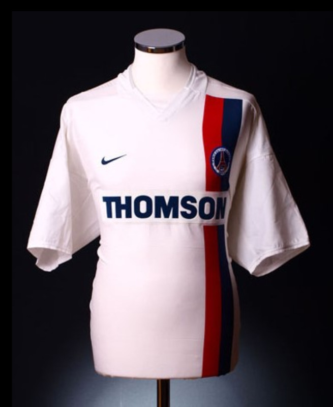Paris Saint-Germain 2003-04 Third Kit