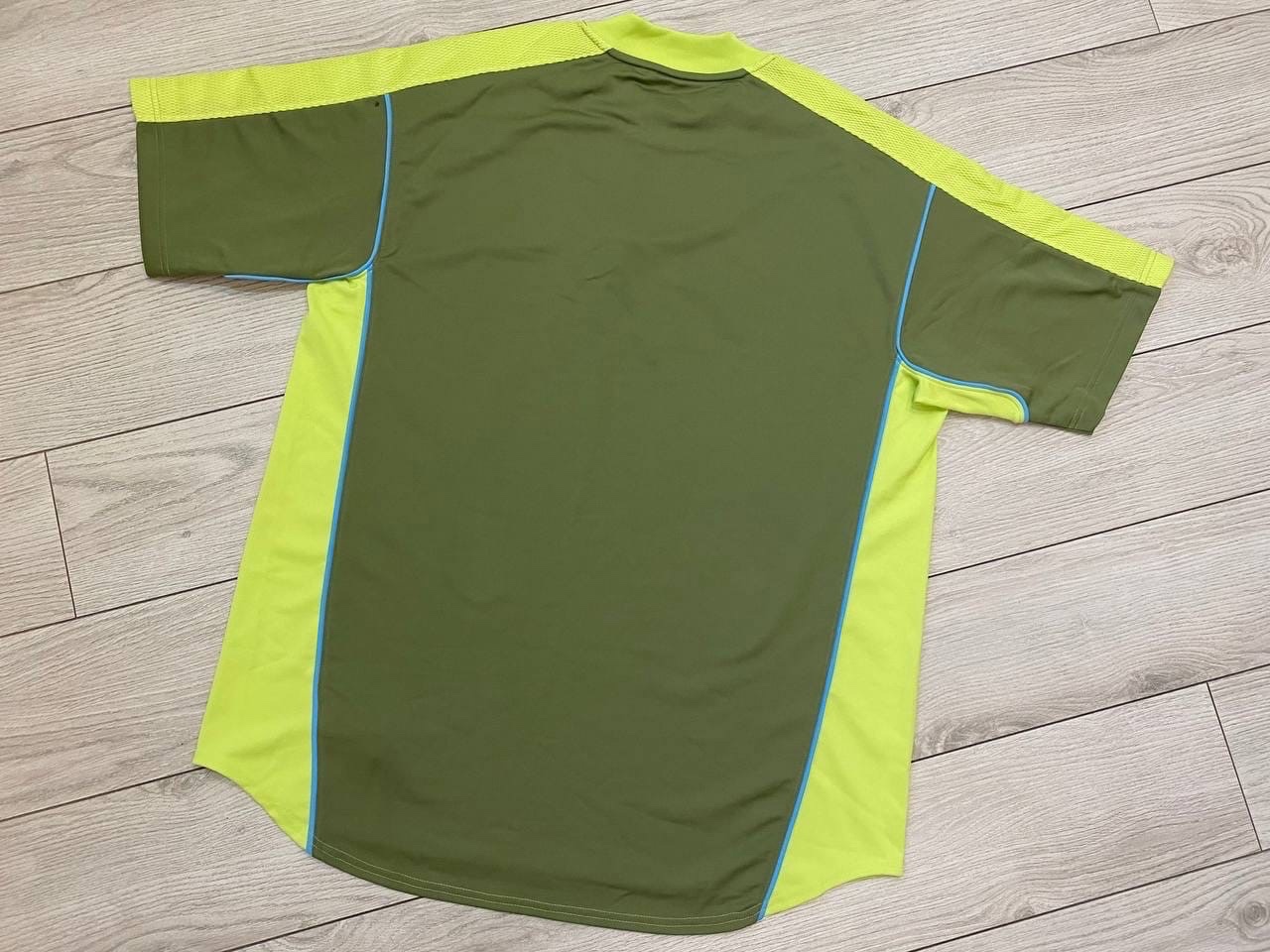 Paris Saint-Germain 2003-04 GK 1 Kit