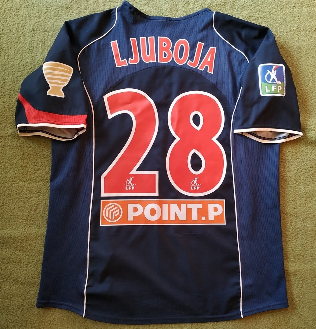 Paris Saint-Germain 2004-05 Coupe de la Ligue Home Kit