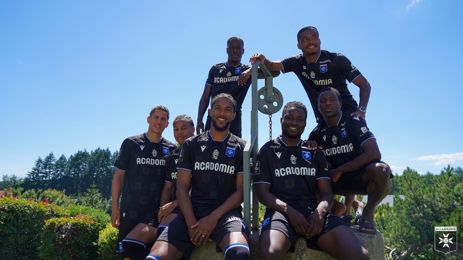 AJ Auxerre 2024-25 Away Kit