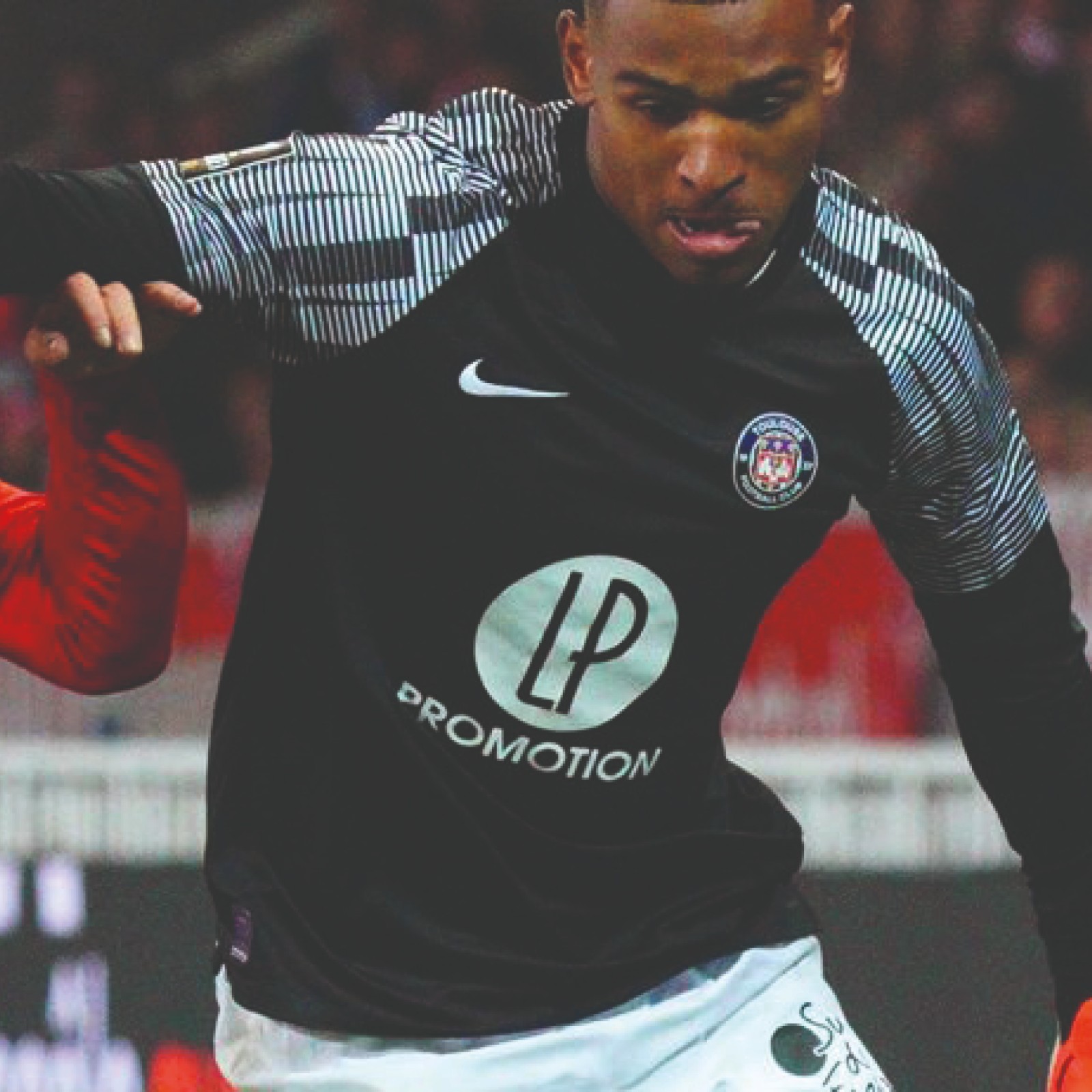 Toulouse FC 2024-25 GK 3 Kit