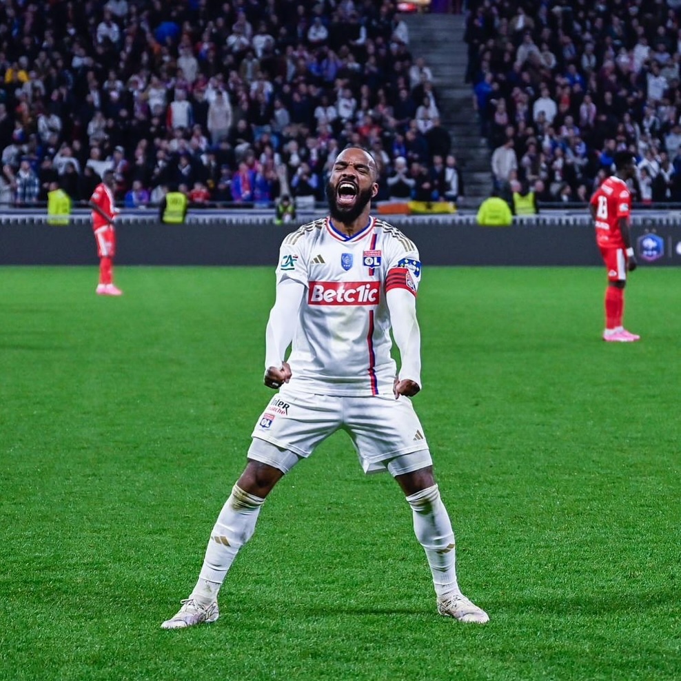 Olympique Lyonnais 2023-24 Coupe de France Home V2 Kit