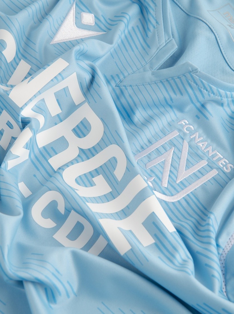 FC Nantes 2023-24 GK 1 Kit