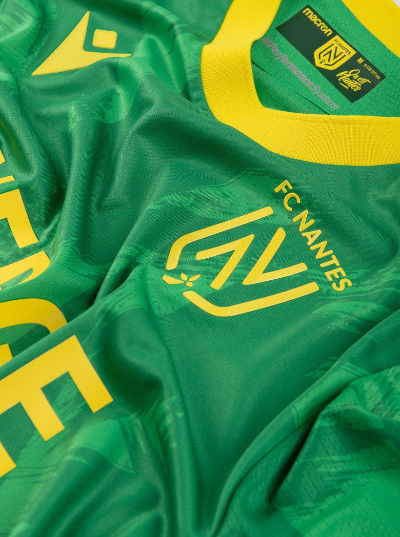 FC Nantes 2022-23 Away Kit