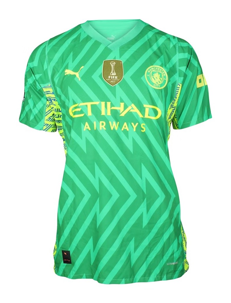 Manchester City 2023-24 GK 1 V2 Kit