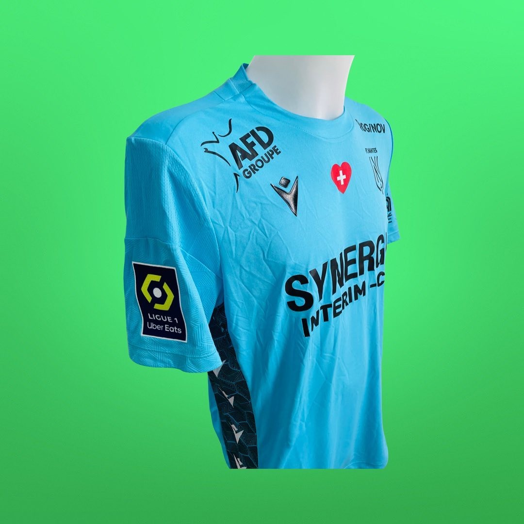 FC Nantes 2022-23 GK 2 Kit