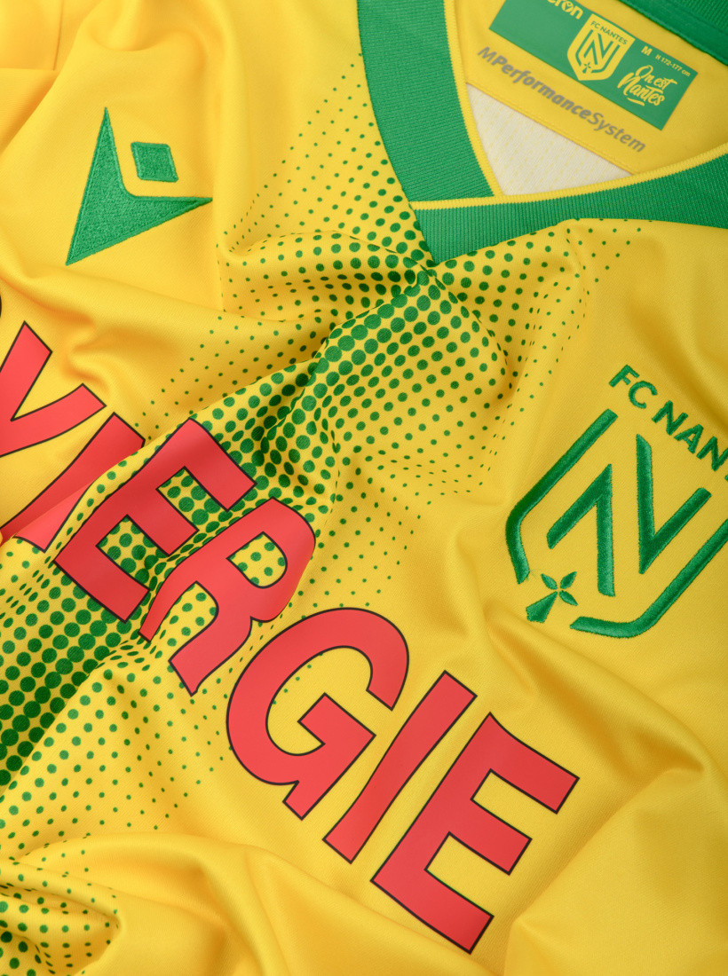 FC Nantes 2021-22 Home Kit